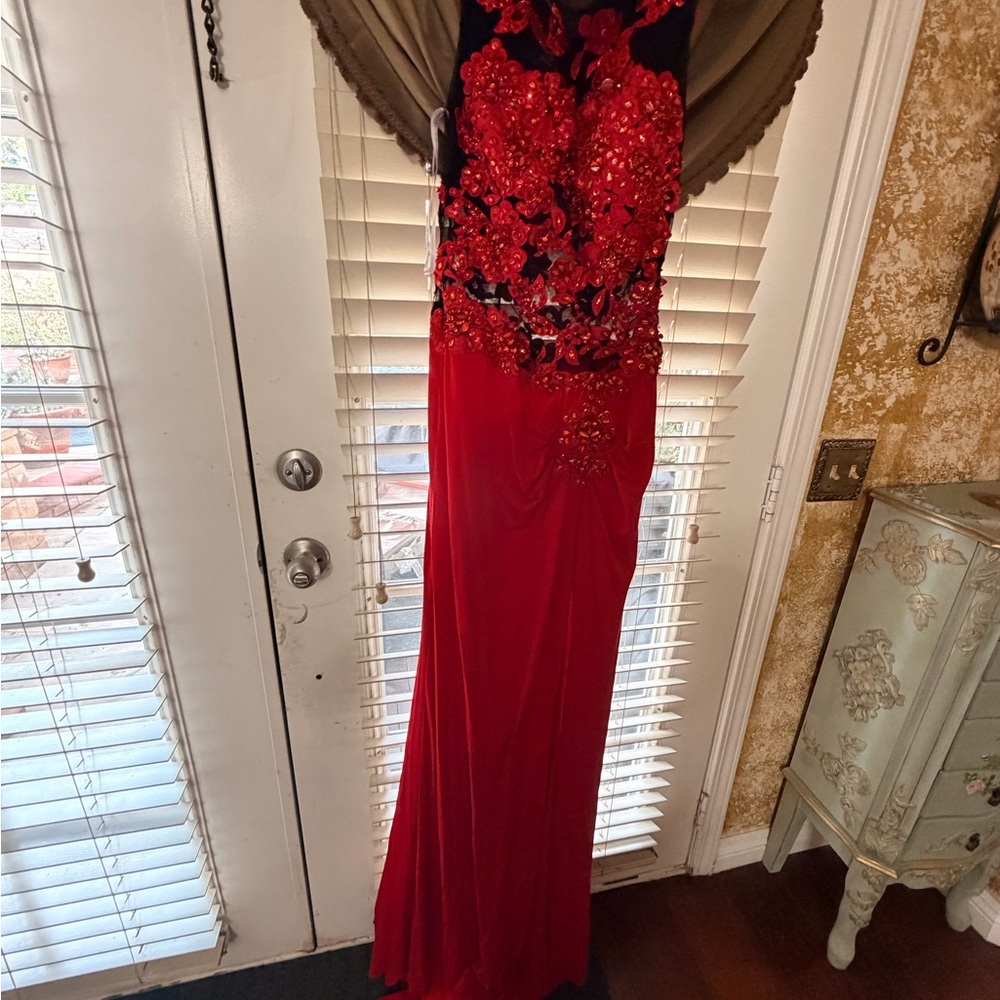 Cinderella Red and Black Floral Prom Dress - Picture 4 of 9